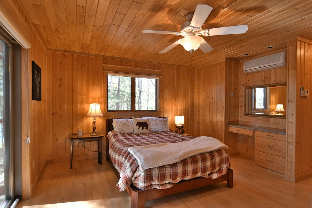 1,000’ of frontage and 20 acres on Middle Eau Claire Lake, Solon