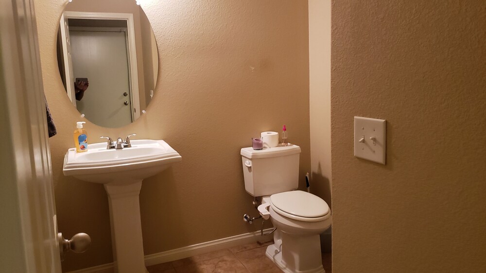 🔥 86"tv, Inflatable jacuzzi, Pool table and Grill