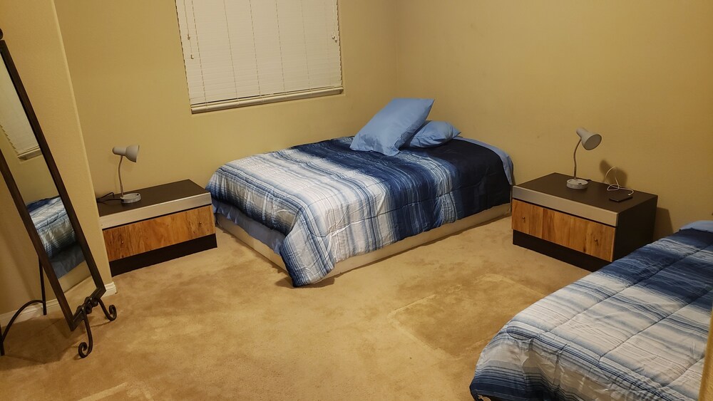 🔥 86"tv, Inflatable jacuzzi, Pool table and Grill