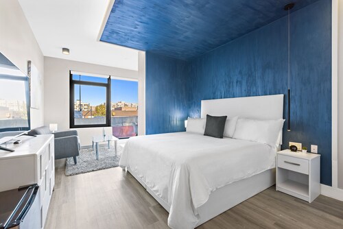 Top Hotels in Bronx, NY - Cancel FREE on most hotels | Hotels.com