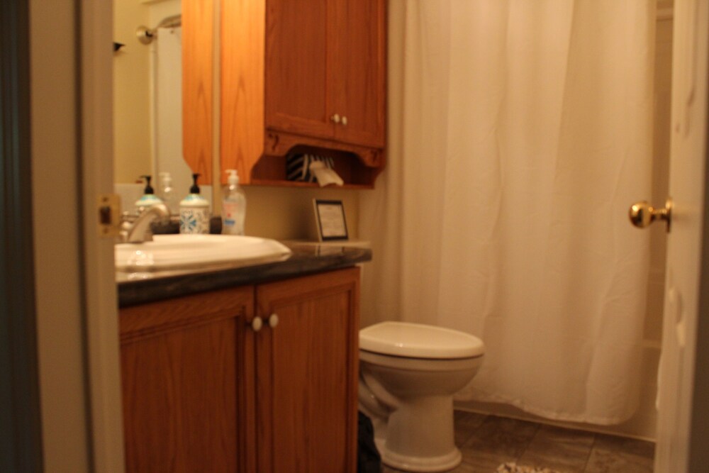 Family Vacation Cottage Deals & Reviews (Lambton Shores, CAN) Wotif