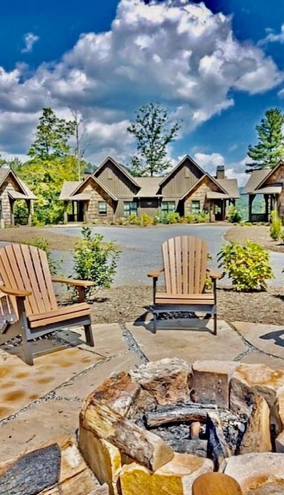 Saddle Notch Villa 7 at Bear Lake Reserve