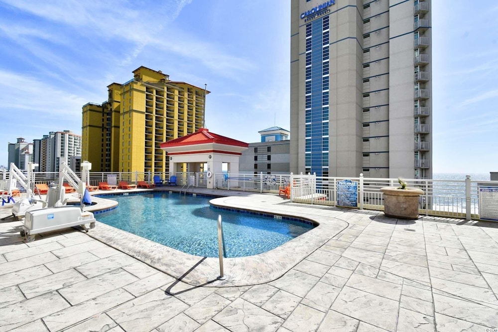 Immaculate Oceanfront 2 Bedroom, 2 Bath with Incredible Views! Carolinian 1733