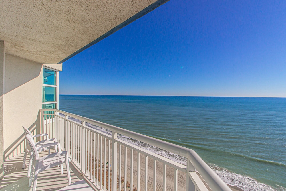 Immaculate Oceanfront 2 Bedroom, 2 Bath with Incredible Views! Carolinian 1733