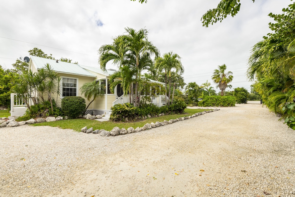 Old Florida Style, Dockage, Swimming Pool, just 20 miles from Key West