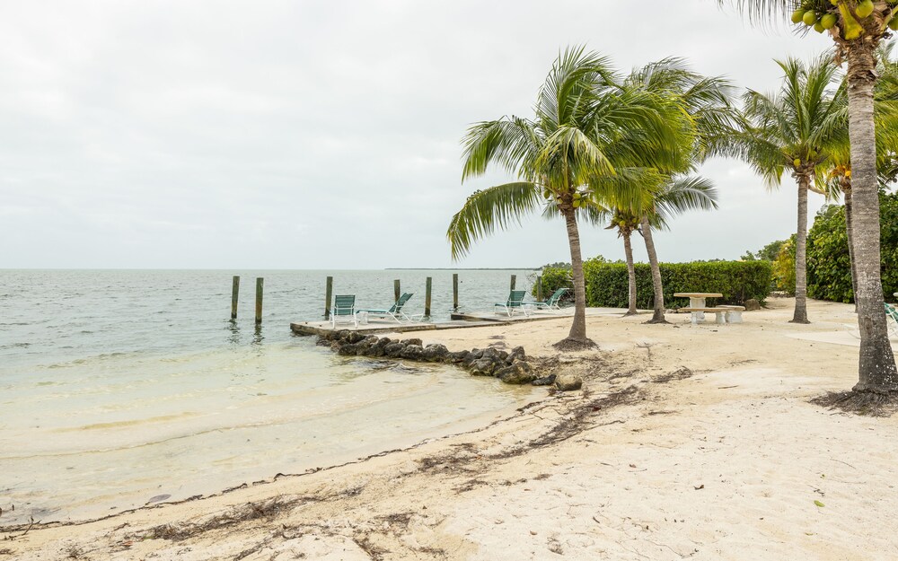 Old Florida Style, Dockage, Swimming Pool, just 20 miles from Key West