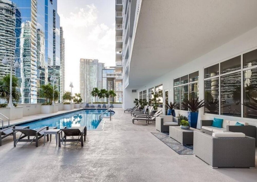 1809 · 4 bedroom apartment in Brickell with free parking