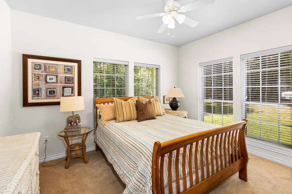 Waterfront home In Sam Rayburn. Sleeps 10. Angelina County Vrbo