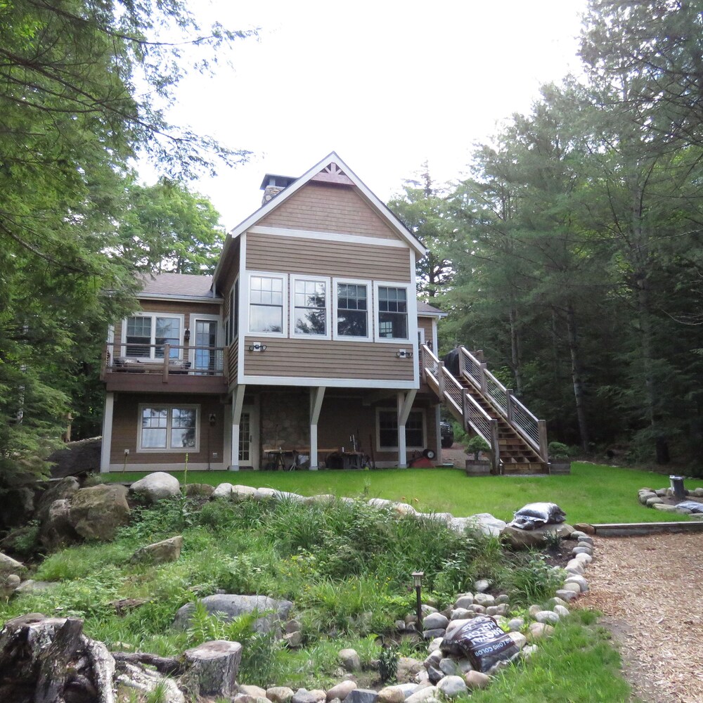 Summer Breeze Lodge at Birch Bay - Upper Saranac Lake NY