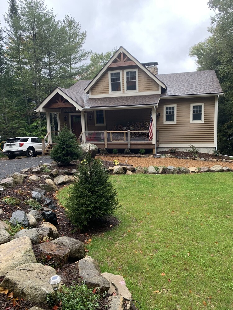 Summer Breeze Lodge at Birch Bay - Upper Saranac Lake NY