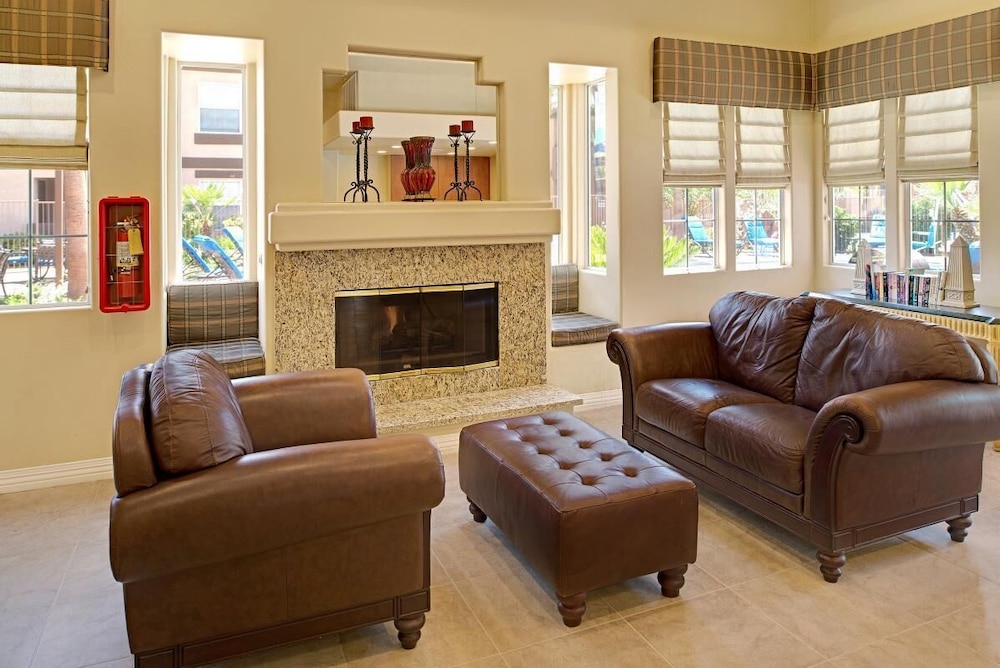 Close to Downtown! Cirque du Soleil, 2 Awesome Units, Fitness Center and Spa