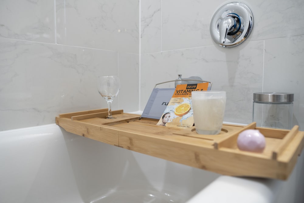 ** NEW Luxury Hidden Jersey GEM** Your HomeTwo!