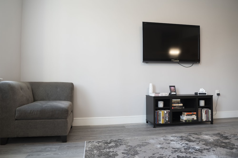 ** NEW Luxury Hidden Jersey GEM** Your HomeTwo!