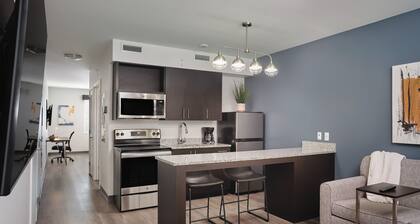 stayAPT Suites Houston NASA Clear Lake