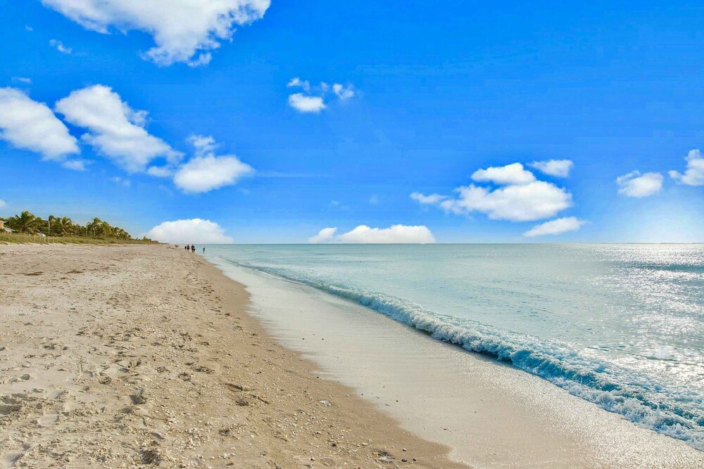 Beach, Gulf Views - No Stairs - Directly “On the Beach” - Jensen's 