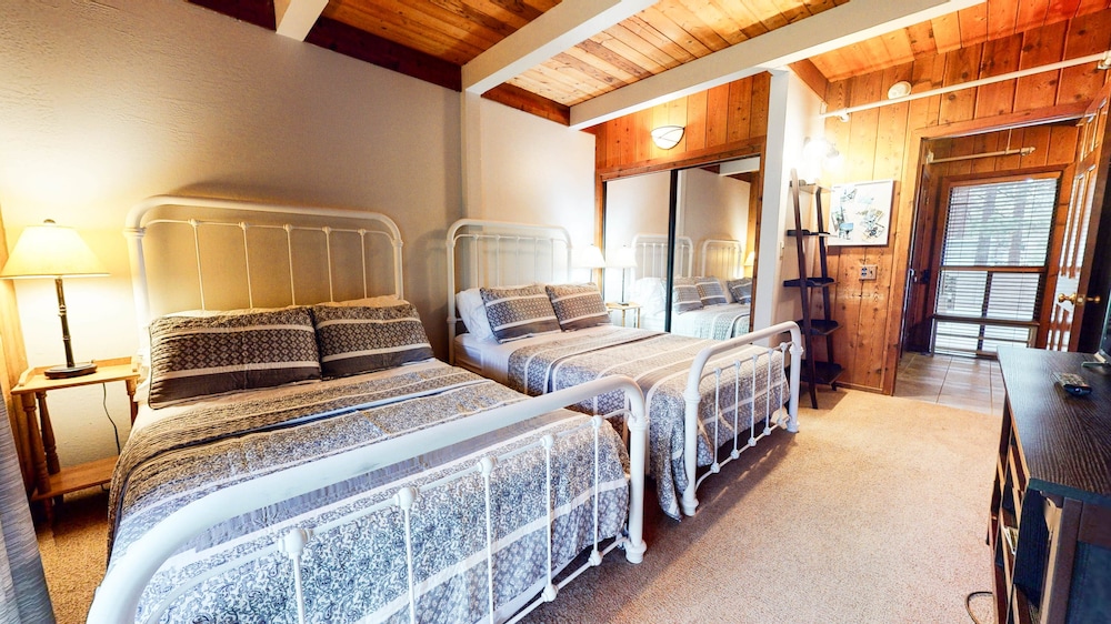 Villa De Los Pinos Mammoth Lakes