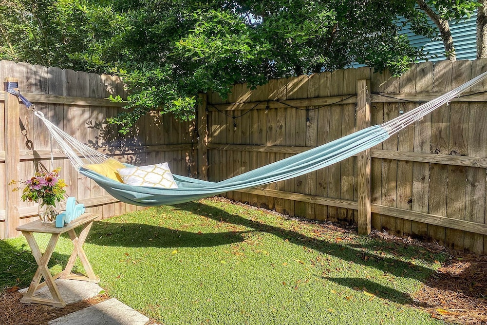 Gorgeous and Spacious Home in Blue Mountain Beach!