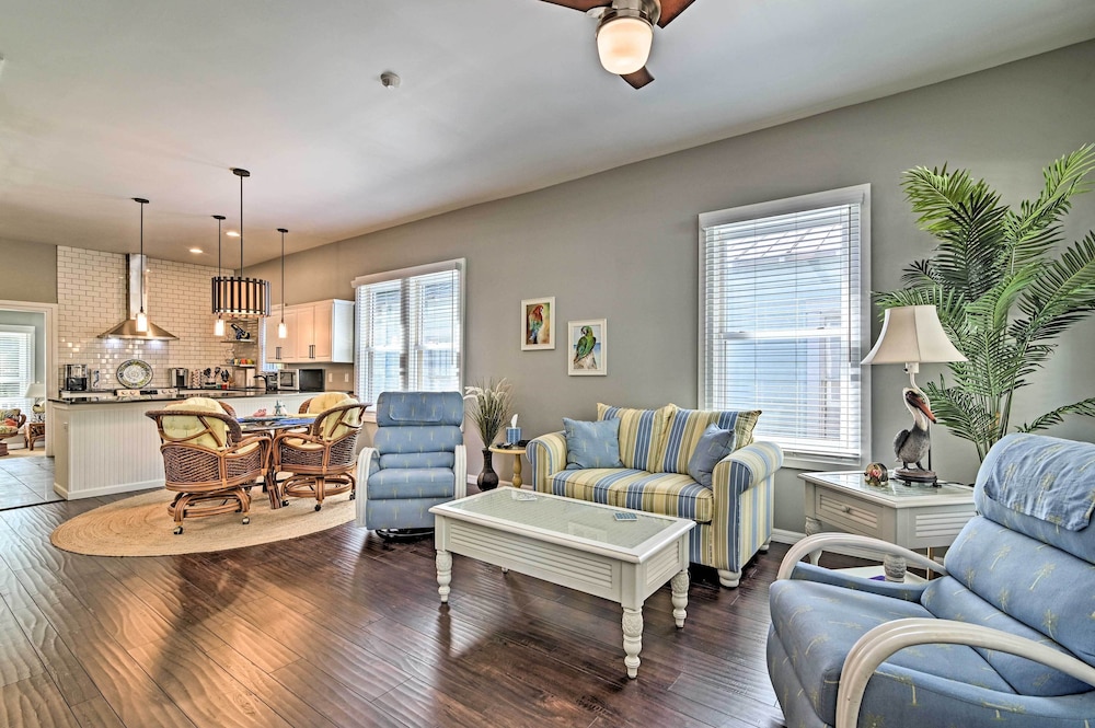 NEW! Historic Tampa Retreat by 7th Ave & Downtown!