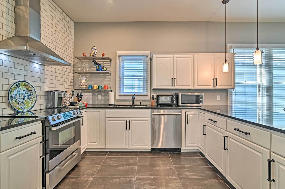 NEW! Historic Tampa Retreat by 7th Ave & Downtown!