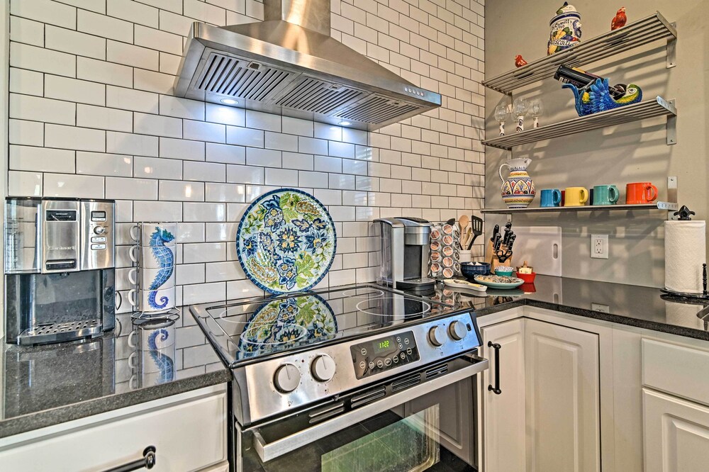 NEW! Historic Tampa Retreat by 7th Ave & Downtown!