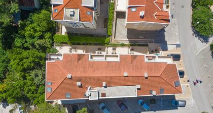 Makarska Beach Apartments Mara