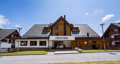 Pohorje Village Wellbeing Resort – Forest Hotel Videc
