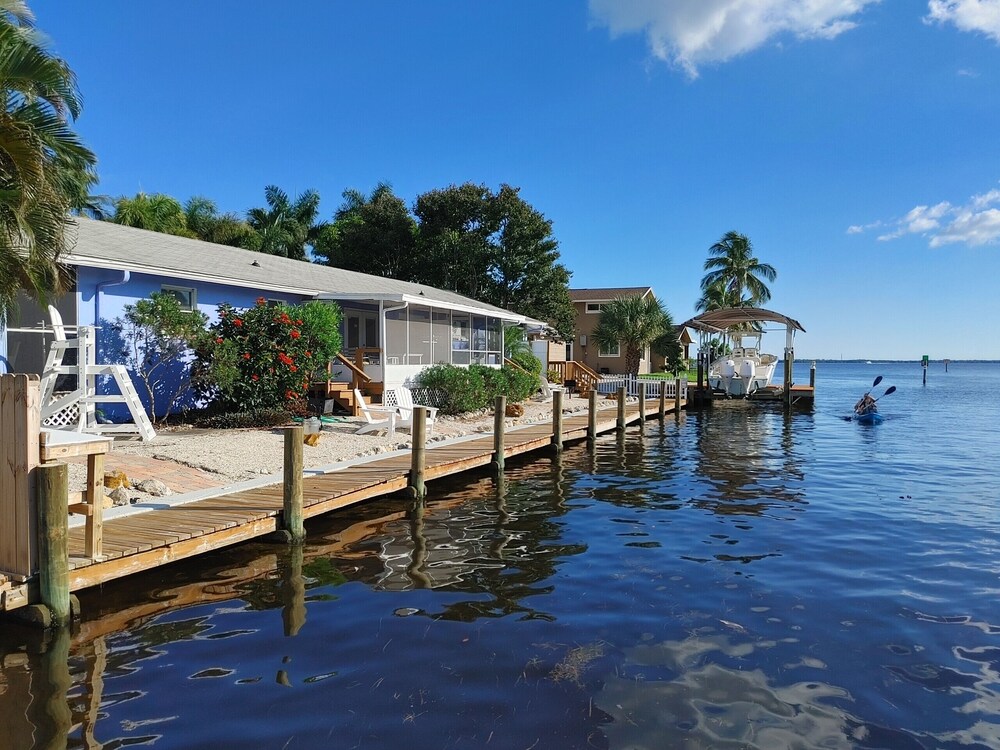 Closest Inn to Deep Water in St James City - 2 mins to deep water!  Great Views!