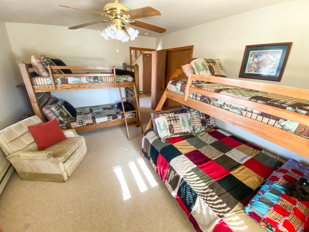 Cabins & Cabin Rentals in Frisco, CO from 29 VacationHomeRents