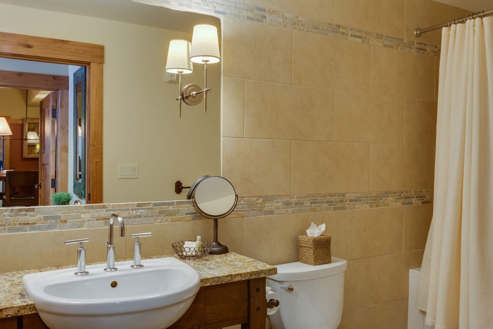 Fully appointed suite within Teton Springs Lodge includes Resort Amenities