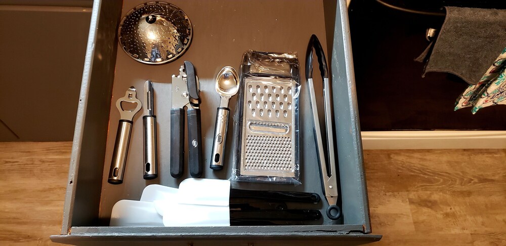 Mexican Themed Cozy Apt in Aurora/75" TV/FastWiFi/AppleTV/Disney+/YouTubeTV