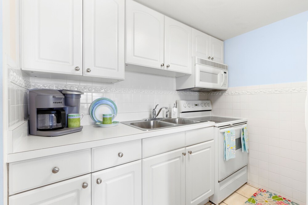 Harbor House 37, 1 Bedroom, Pool, Grill, WIFI, Sleeps 3