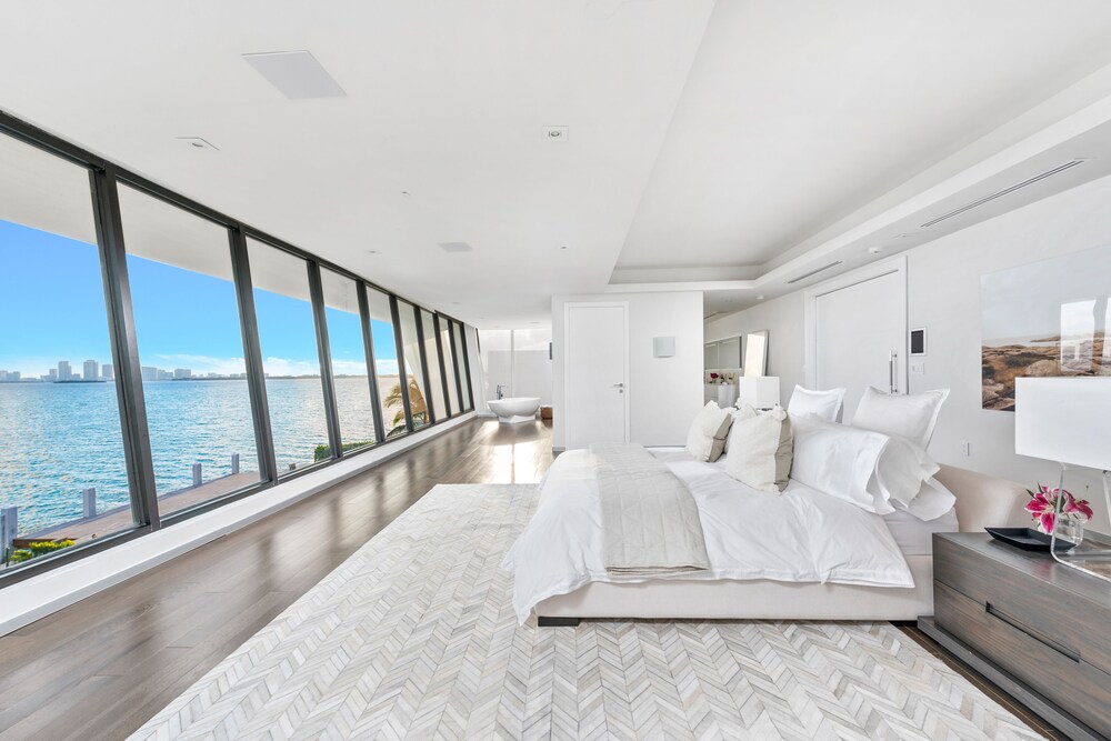 Villa Violette with the most beautiful view in Miami