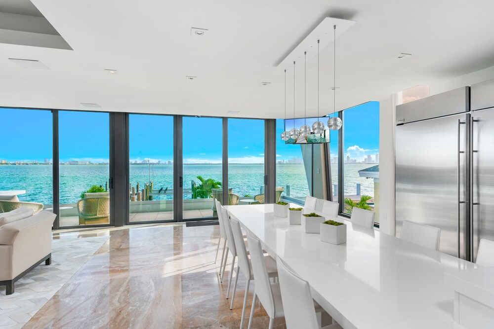 Villa Violette with the most beautiful view in Miami