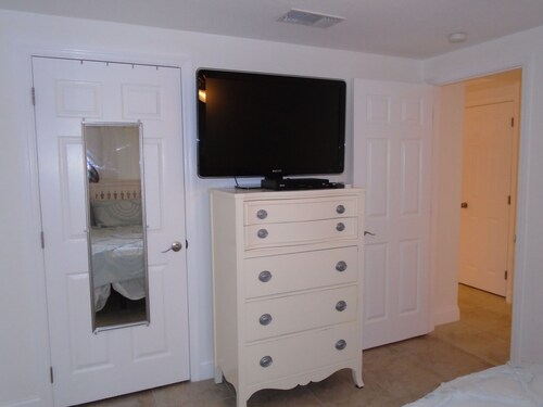 cheap hotels in englewood florida