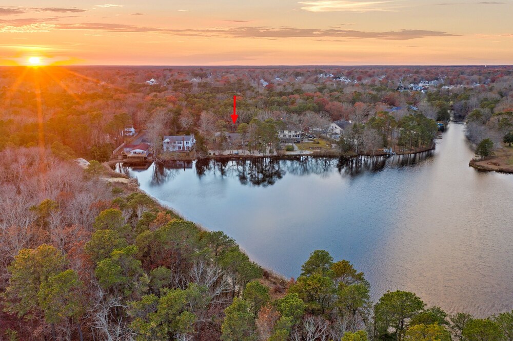 Exterior, Best of Both Worlds_Lakefront Getaway... 7 Miles from Long Beach Island