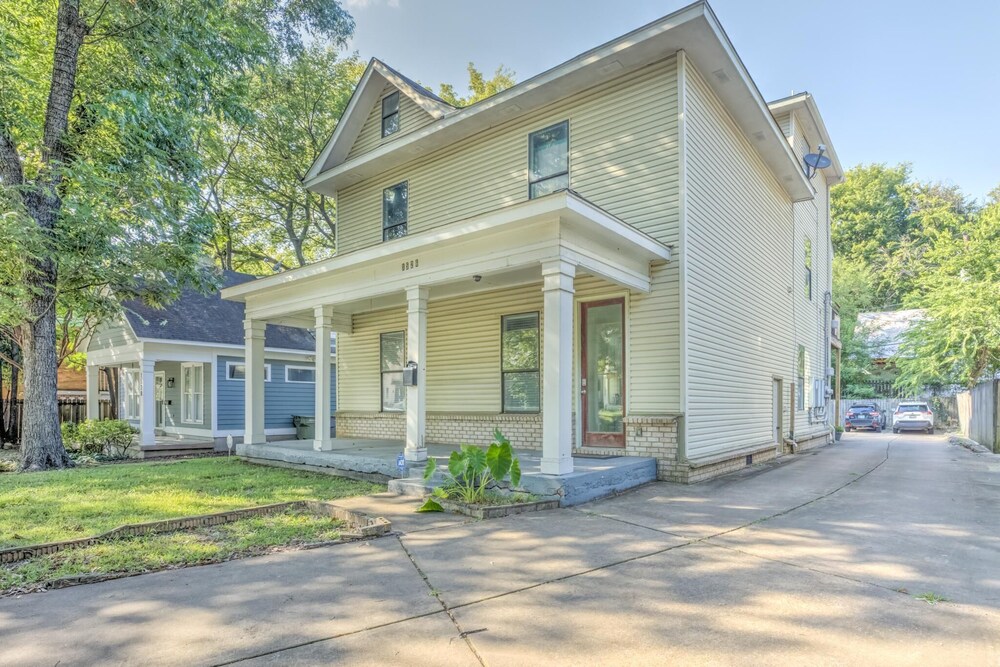 Walkable Treetop Studio In Heart Of Midtown