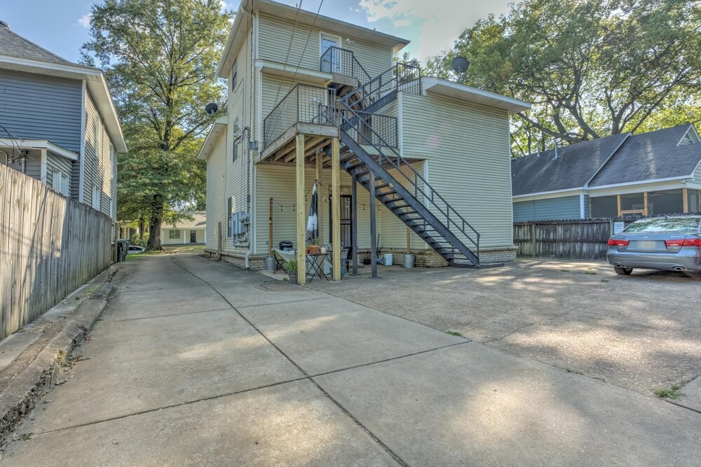 Walkable Treetop Studio In Heart Of Midtown