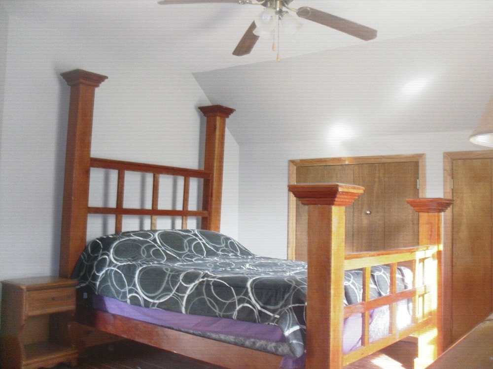 COUNTRY COTTAGE PERCY PRIEST LAKE, Nashville, TN Vacation Rental