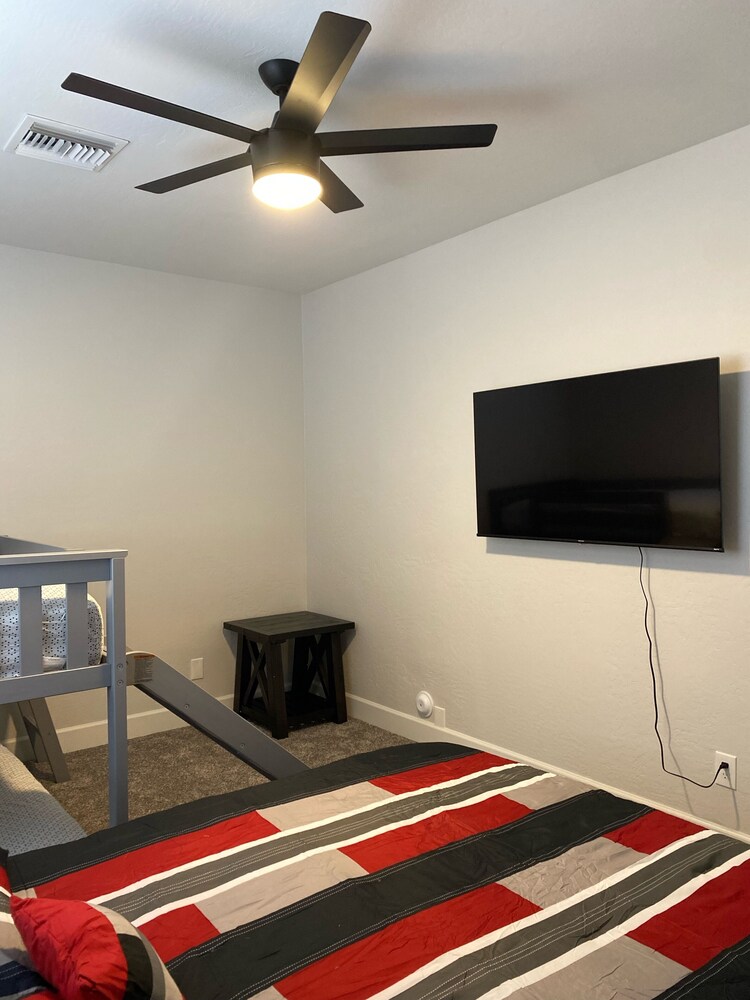 Horse Property Near Wickenburg AZ, Wittmann Room Prices & Reviews