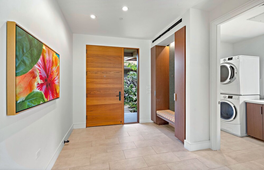 Maui Resort Rentals Luana Garden Villas 10A Modern 3BR Villa at