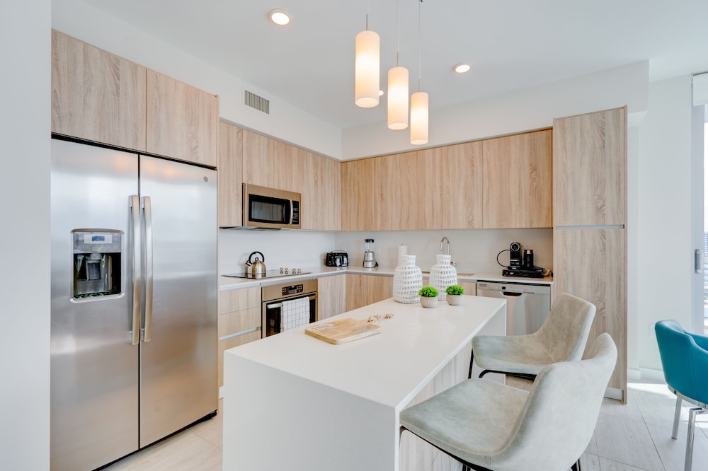 CH902 DESIGN DISTRICT, LUXURY PARADISE