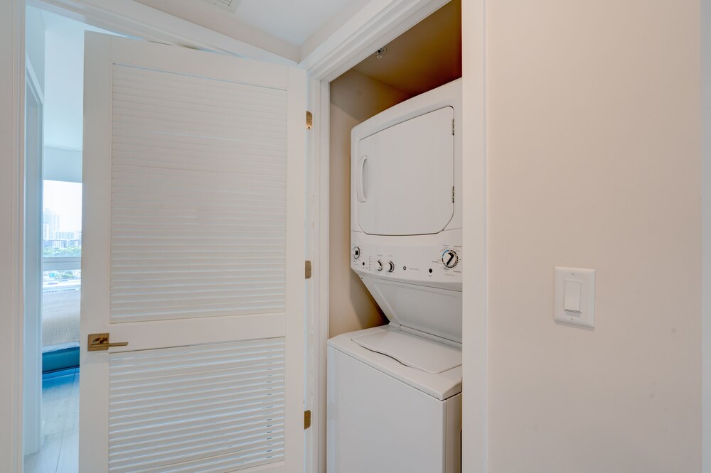 CH902 DESIGN DISTRICT, LUXURY PARADISE