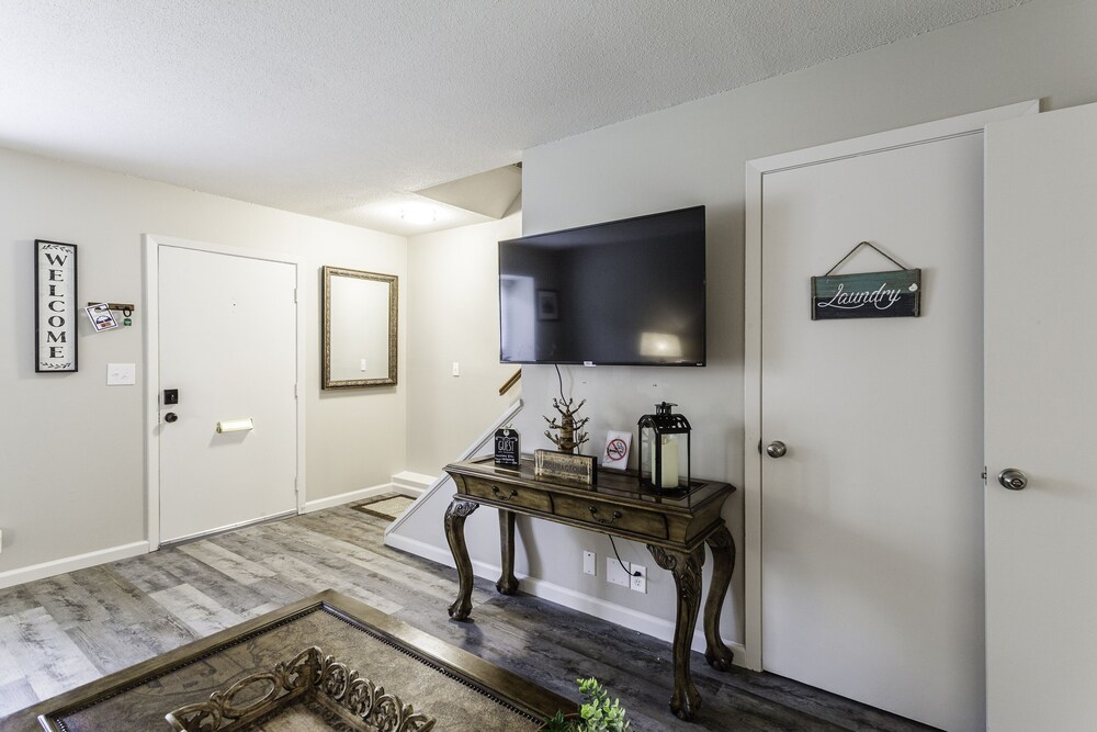 Germantown 30 day minimum Germantown Vrbo