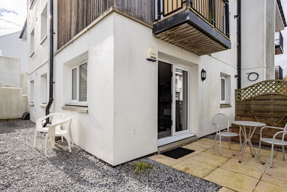 Stunning 2-bed Apartment in Newton Abbot