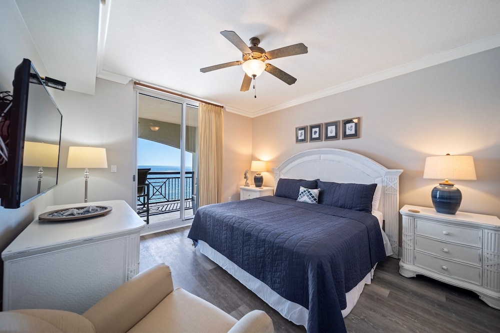 Azure 615 4BR Oceanfront Condo Sleeps 10 Spectacular Penthouse