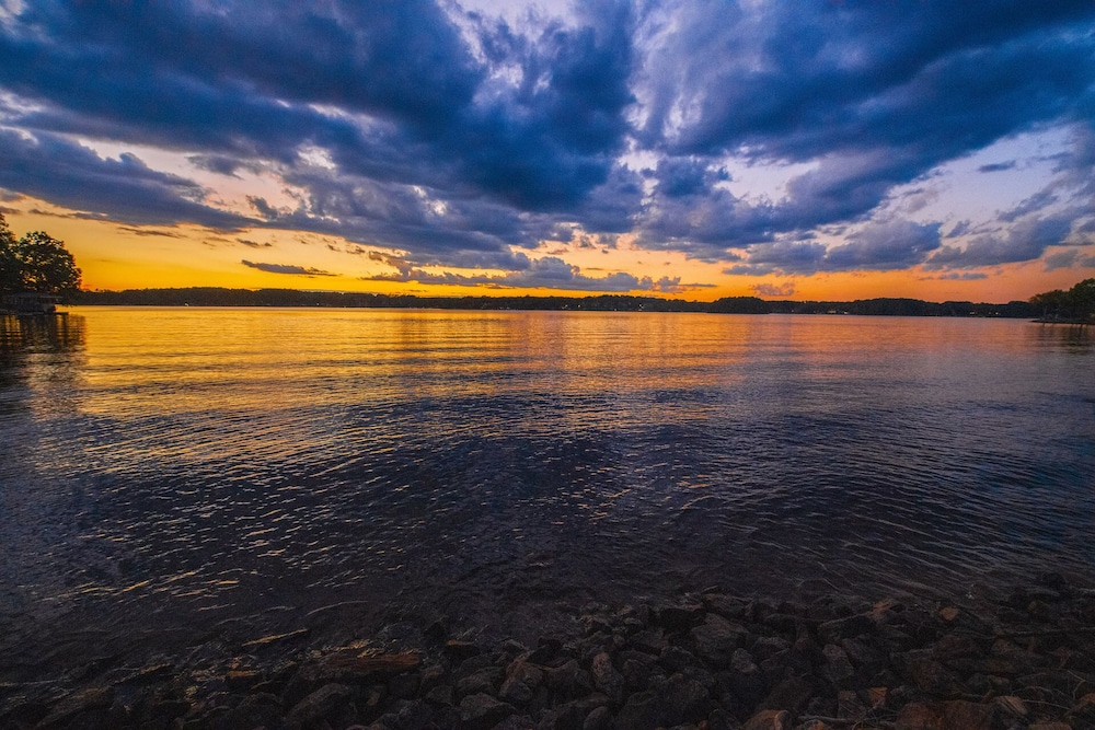 Channel Marker w/Optional Boat Rental