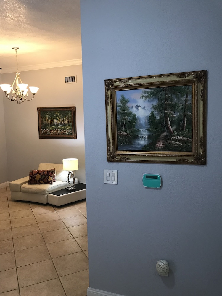 MIAMI VACATIONAL 20122 4BED-2BATH