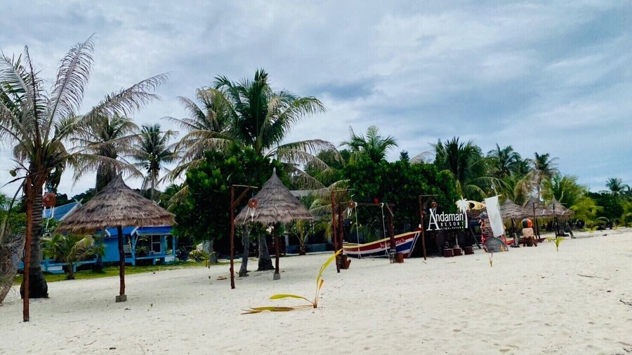Andaman Beach Resort Lipe