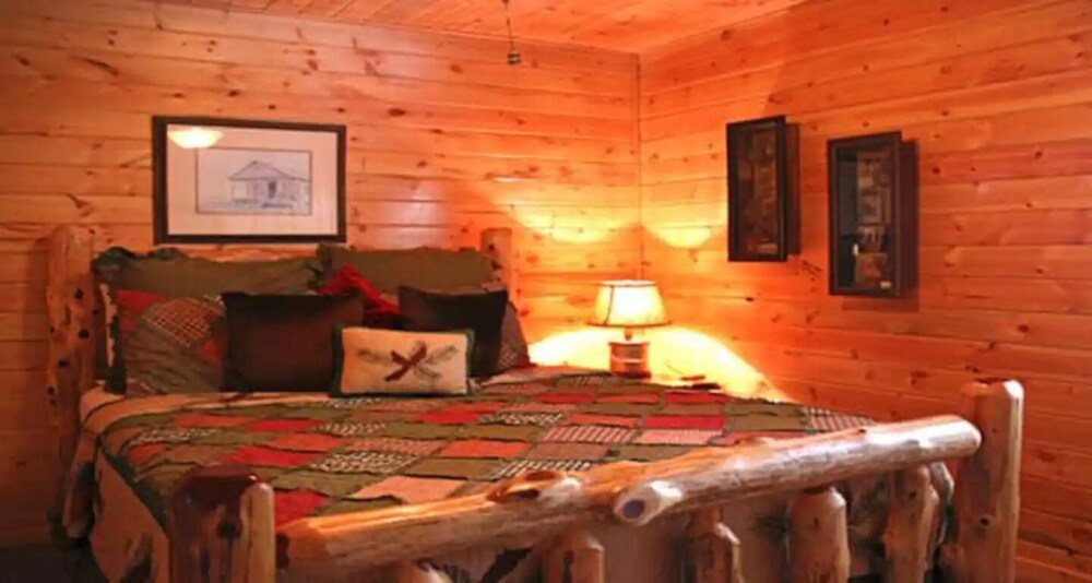 Seclusion! Whispering River Cabin near Broken Bow McCurtain County Vrbo