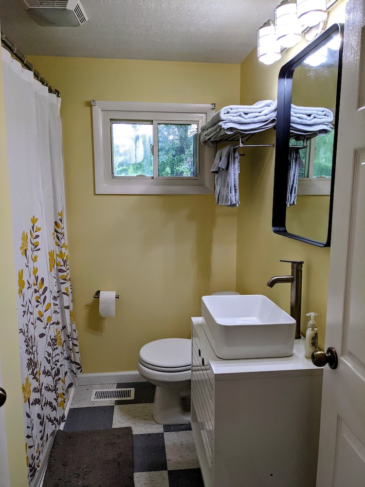 Relax at the newly renovated Moon Dogs Getaway!